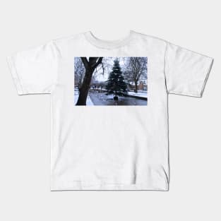 Bourton on the Water Christmas Tree Cotswolds Kids T-Shirt